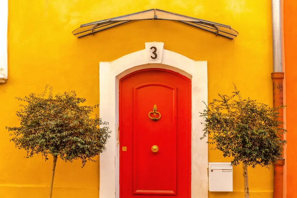 Free front door house image